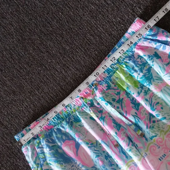 🌊HTF Lilly Pulitzer🌊 - Katia Short - Picture 12 of 15